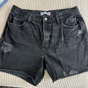 Zara Women's Black Distressed Jean Shorts
